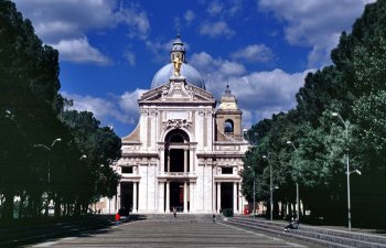 Assise, la Basilique de San Francesco et autres sites franciscains